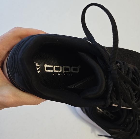 Topo Athletic Phantom 3 Running Shoe Black White W063-BW Women's 8 - Picture 8 of 9